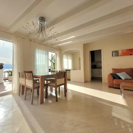 Casa de Férias La Marina
