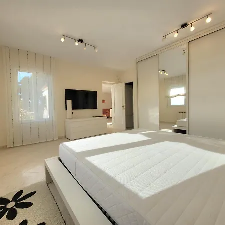 La Marina Holiday home